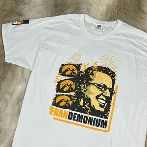 Iowa Hawkeyes “Frandemonium” Graphic T-Shirt XL White Short Sleeve NCAA Fan Tee